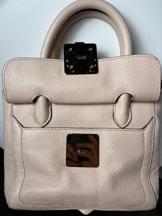 TORY BURCH Clara Mini Satchel Crossbody Made of Soft Pink Italian Leather - Picture 7 of 10